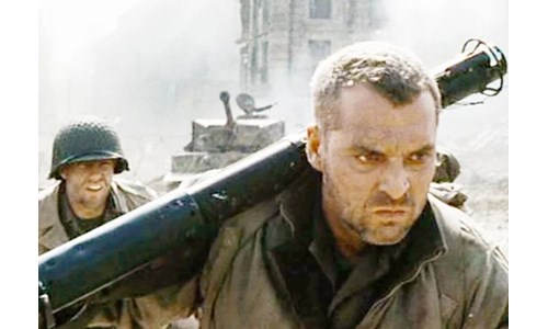 'ER RYAN'I KURTARMAK'IN YILDIZI YAŞAMINI YİTİRDİ